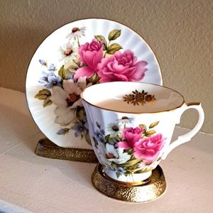 Bone China Tea Cup & Saucer DUCHESS floral bouquet Gorgeous! (D22)